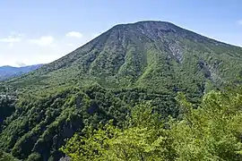南東から（明智平）から望む
