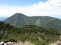 南東の北横岳から