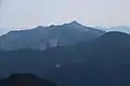 東南東に局ヶ岳を望む
