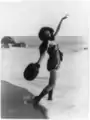 女性用の水着。1918年
