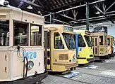 建物内に並ぶ保存車両（2015年撮影）