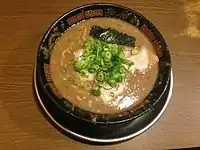 豚骨ラーメン（無鉄砲大阪店）