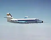 NASAがプロップファンの研究用にロッキード ジェットスターを改造したC-140。機体上部に垂直板とプロップファンを追加している。
