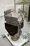 アトラスロケットとの結合を待つSDO