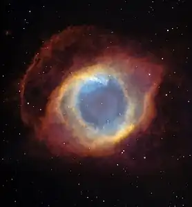 HST の ACS で撮像された惑星状星雲NGC 7293。
