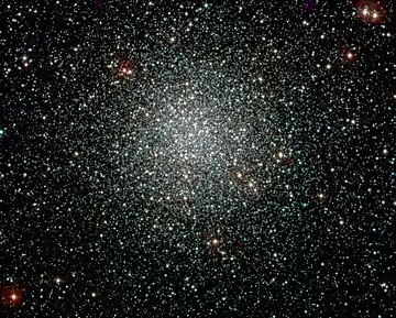 チリにある欧州南天天文台 (ESO) ラ・シヤ天文台のMPG/ESO 2.2m反射望遠鏡で撮像された球状星団NGC 3201。