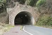 日本板硝子舞鶴工場専用線の吉野トンネル（舞鶴工場側）