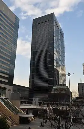 NTTデータ品川ビル(2017年12月16日撮影)
