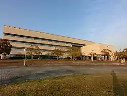 市役所庁舎