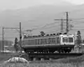 村山 - 日野間を走行する2500系C3編成
