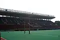 第1期時の長居球技場（2006年11月）。フィールドは人工芝であった。