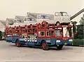 1968年（昭和43年）頃のダイハツ前橋製作所内に停まるキャリアカー