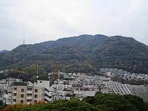 神戸大学から見た長峰山