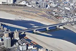 岐阜城から望む長良橋（2019年1月）