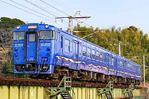 長崎本線を走行するキハ47形(2023年1月 東諫早駅 - 諫早駅間)