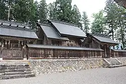 東山麓にある長滝白山神社、美濃禅定道(白山への登拝道)の起点の馬場として栄えた