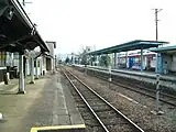 駅構内の様子 上り列車が発車していく(2009年3月)