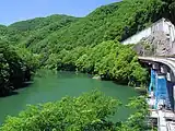 葉暮橋と荒川。