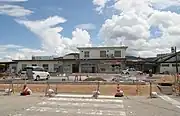 駅前工事をしている頃の駅舎（2007年8月）
