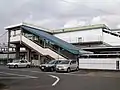 エレベーター設置前の南口（2005年11月）