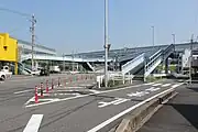 県道50号と接続。国道23号共和ICと入口を共有。