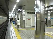 鶴舞線 プラットホーム