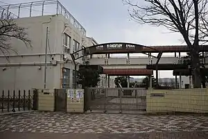 名古屋市立名東小学校