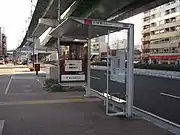 名古屋市営バス「六句町」停留所（2015年1月）
