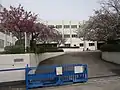 正門からの様子