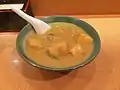 飲酒後のシメの食事として人気がある「うどん錦」の名古屋カレーうどん