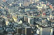 起点の明道町JCTと隣接する明道町出入口。