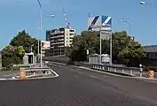 名二環唯一のトイレ設置箇所。道路を挟んで左右に設置されている。