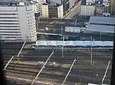 金山方に突出して島式ホームがある（2017年9月）