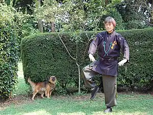 内神道=「提腿」稽古風景と緑