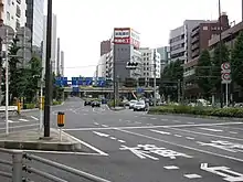 東京都品川区 中原口交差点過去、奥の中央にある信号機を中心にロータリーとなっていた