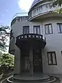 施設入口