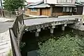 中の橋