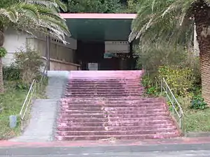 正面入口跡