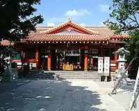 波上宮 拝殿
