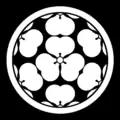 ななつかたばみ・まるにのぞきかたばみしちよう七つ片喰・丸に覗き片喰七曜