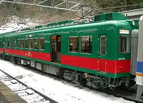 モハ2208