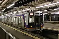 8000系（「サザン」自由席車、以下同じ）