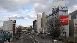 那の津通り、那の津口交差点より北東、左:那の津一丁目、右:天神五丁目