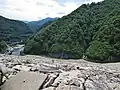 奈良俣ダムより下流を望む
