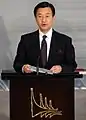 徳仁、天皇(今上天皇)、歴史学者
