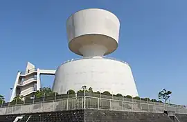2層式の配水塔
