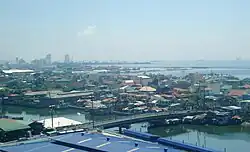 マラボンから望むナヴォタス