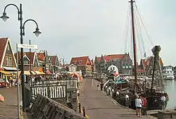 フォレンダムの港