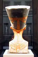 左側面と背面