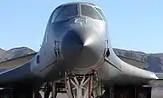 機首に装備されるフィン
